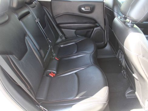 Used 2021 Jeep Compass Limited AWD/4WD image 10