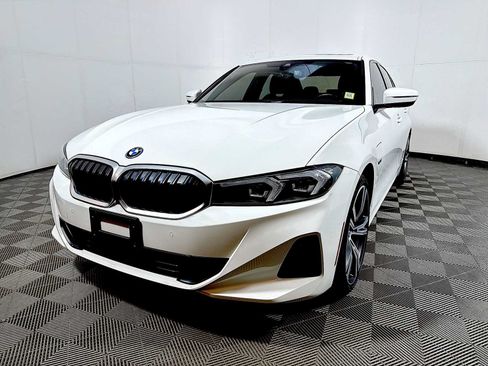 Certified 2023 BMW 330e xDrive w/ Premium Package AWD/4WD image 3