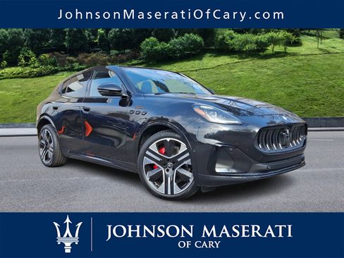New 2025 Maserati Grecale Folgore image 1