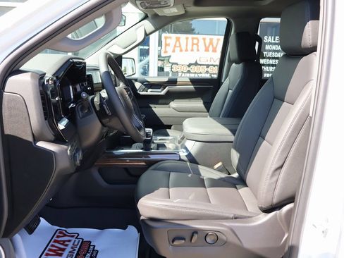 New 2026 Chevrolet Silverado 1500 RST w/ Safety Package AWD/4WD image 15