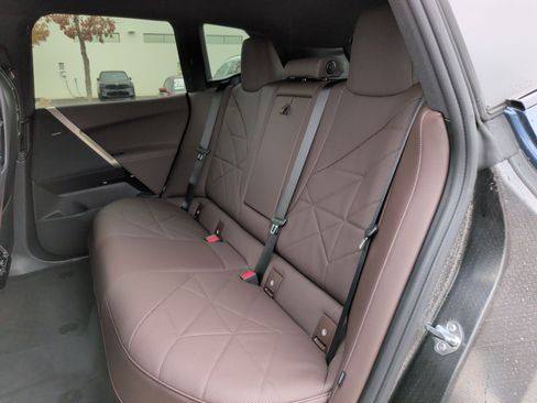 New 2026 BMW iX xDrive45 image 32