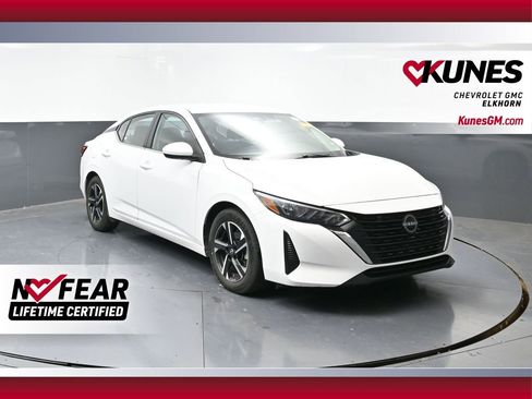 Used 2024 Nissan Sentra SV image 1