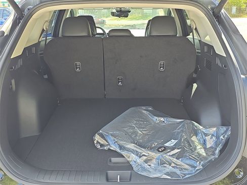 New 2026 Kia Sportage SX image 10