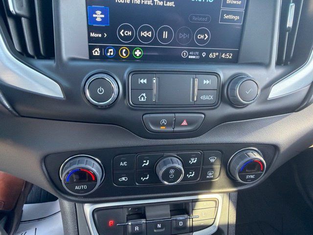 Certified 2024 GMC Terrain SLT w/ Tech Package AWD/4WD image 27