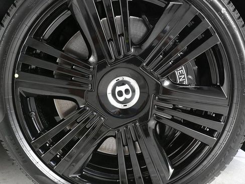 Used 2026 Bentley Flying Spur Plug-In Hybrid AWD/4WD image 6