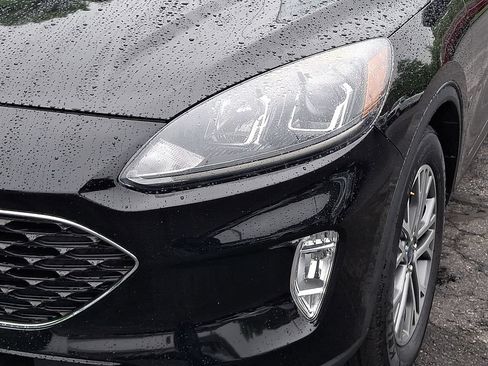 Used 2022 Ford Escape SEL FWD image 9