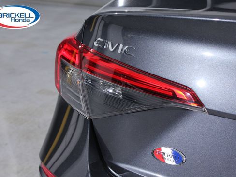 Used 2024 Honda Civic Sport image 11
