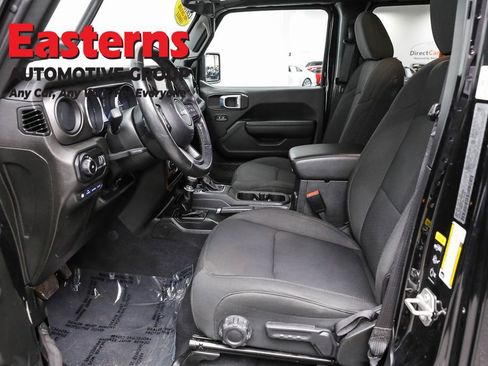 Used 2023 Jeep Wrangler Unlimited w/ Dual Top Group image 14