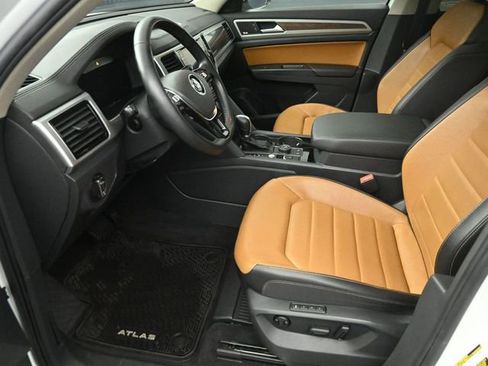 Used 2018 Volkswagen Atlas SEL Premium image 10