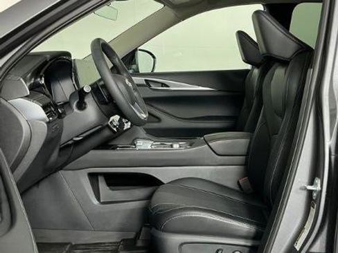Certified 2026 INFINITI QX60 Pure w/ Cargo Package FWD image 12