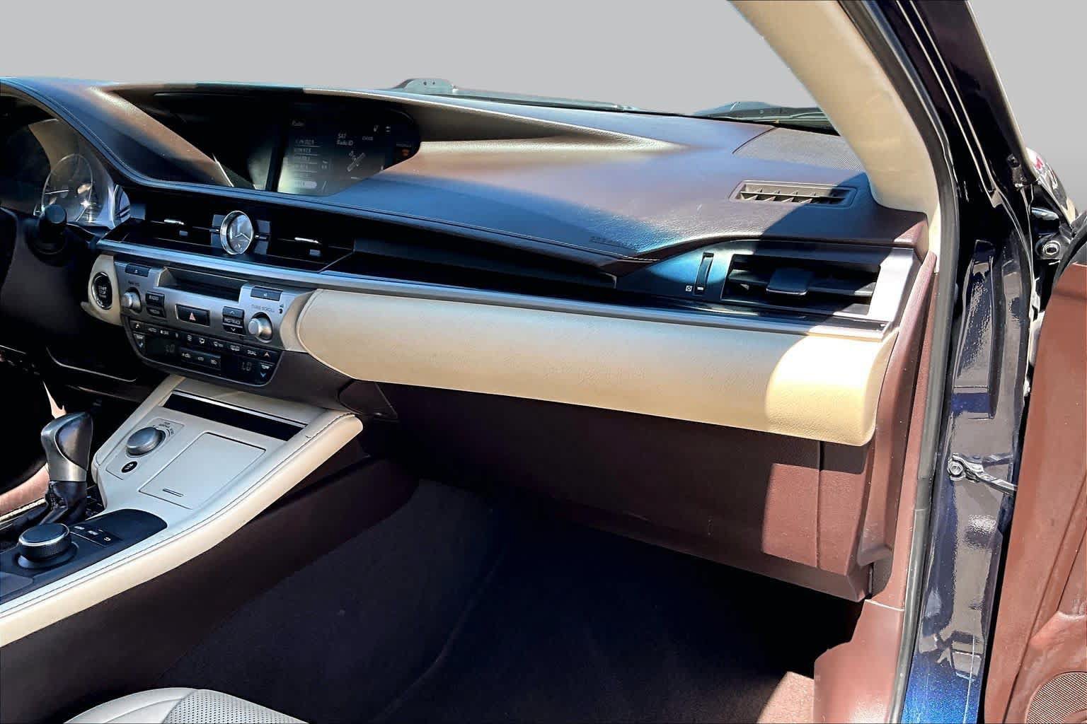 Used 2018 Lexus ES 350 F Sport w/ Accessory Package 2 FWD image 16