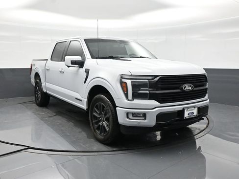 Certified 2025 Ford F150 Platinum w/ Equipment Group 702A High AWD/4WD image 13