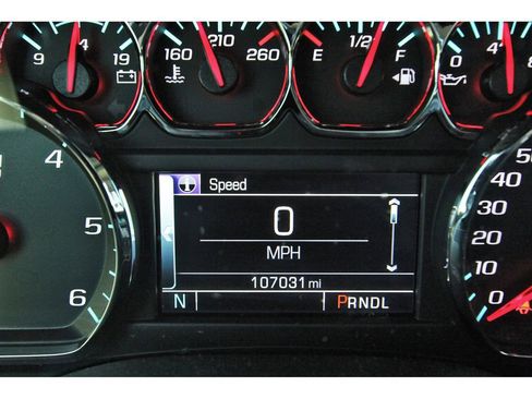 Used 2019 Chevrolet Tahoe LT image 8