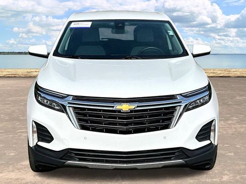 Used 2023 Chevrolet Equinox LT FWD image 2