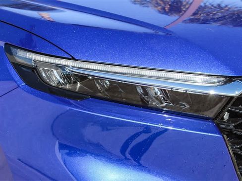 New 2025 Honda CR-V EX image 4