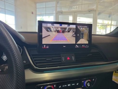 Used 2024 Audi Q5 e Prestige image 7