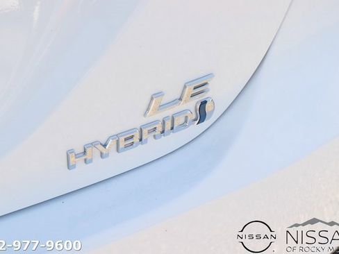 Used 2023 Toyota Camry LE image 8