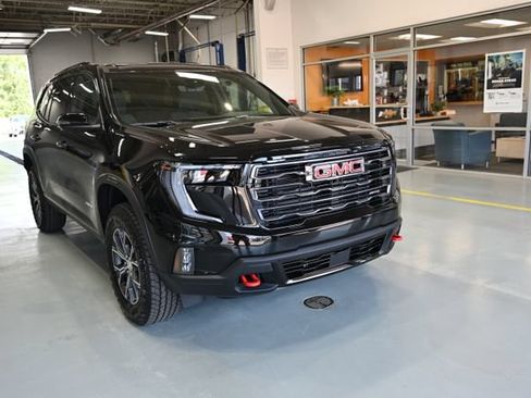 New 2026 GMC Acadia AT4 w/ Luxury Package AWD/4WD image 3