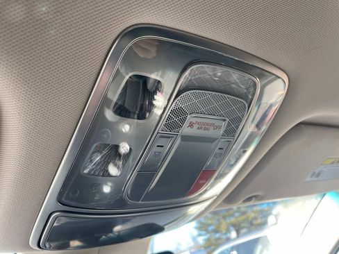 Used 2024 Genesis GV80 2.5T image 25