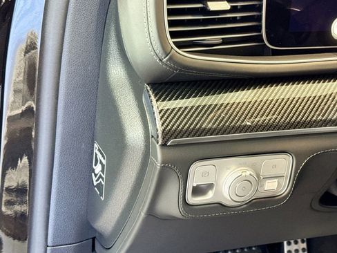 New 2026 Mercedes-Benz GLE 63 AMG S image 10
