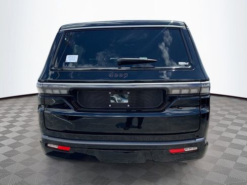 New 2026 Jeep Grand Wagoneer 2WD image 5
