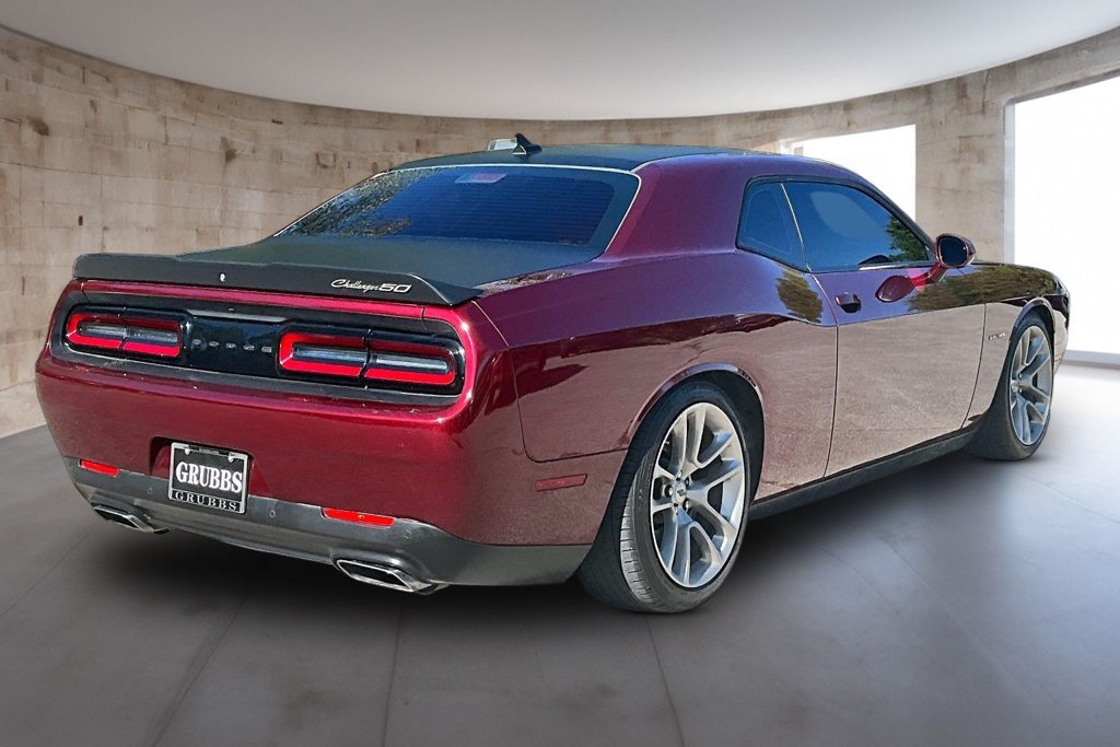 Used 2020 Dodge Challenger R/T RWD image 2