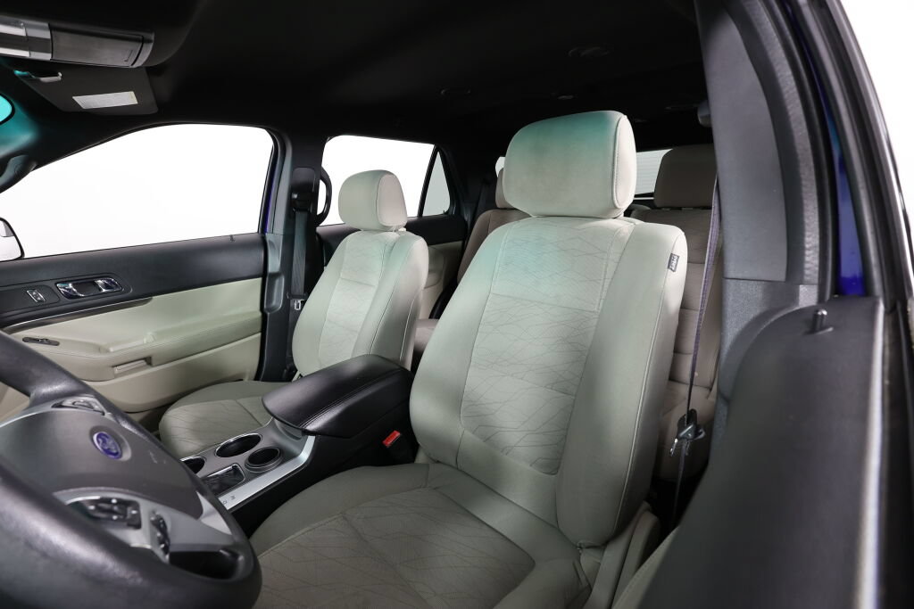 Used 2013 Ford Explorer FWD w/ Class III Trailer Tow Pkg image 11