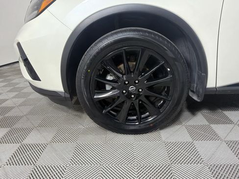 Used 2024 Nissan Murano SV w/ SV Midnight Edition Package image 10