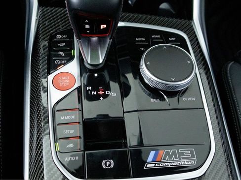 Used 2025 BMW M3 Competition AWD/4WD image 23