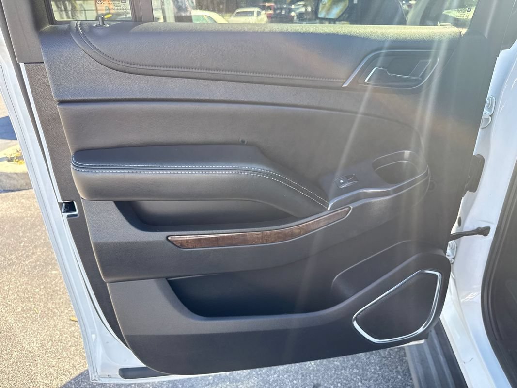 Used 2018 Chevrolet Suburban LS AWD/4WD image 12