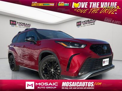 Used 2023 Toyota Highlander XSE