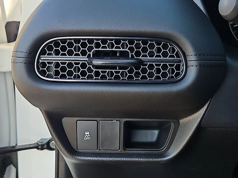New 2026 Honda HR-V LX image 21