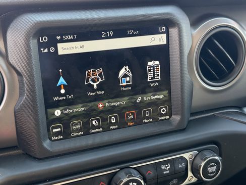 Used 2022 Jeep Wrangler Unlimited Sport S image 17