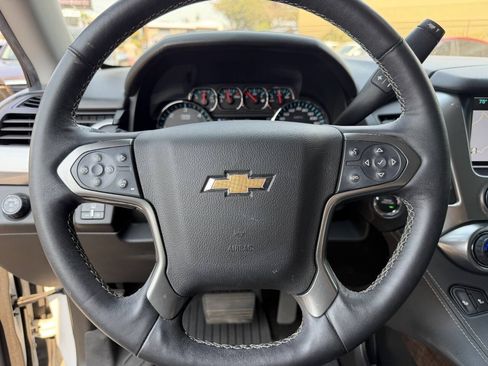 Used 2018 Chevrolet Tahoe LT w/ Luxury Package AWD/4WD image 17