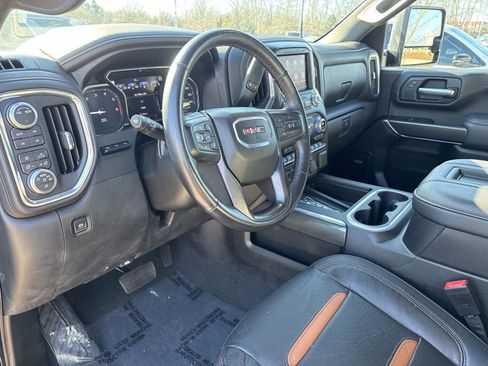 Certified 2021 GMC Sierra 2500 AT4 w/ AT4 Premium Plus Package image 19