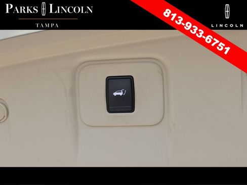 Used 2018 Nissan Murano Platinum w/ Cargo Package FWD image 9