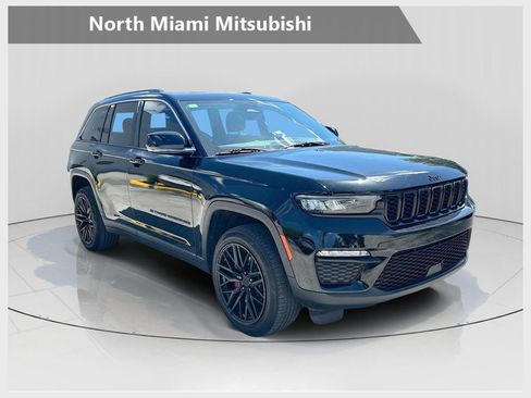 Used 2022 Jeep Grand Cherokee Limited RWD image 1