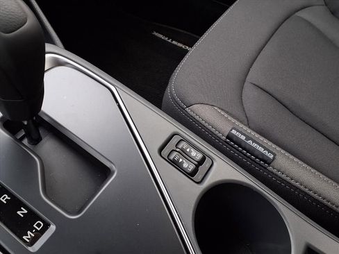 Certified 2025 Subaru Crosstrek 2.0i Premium image 6