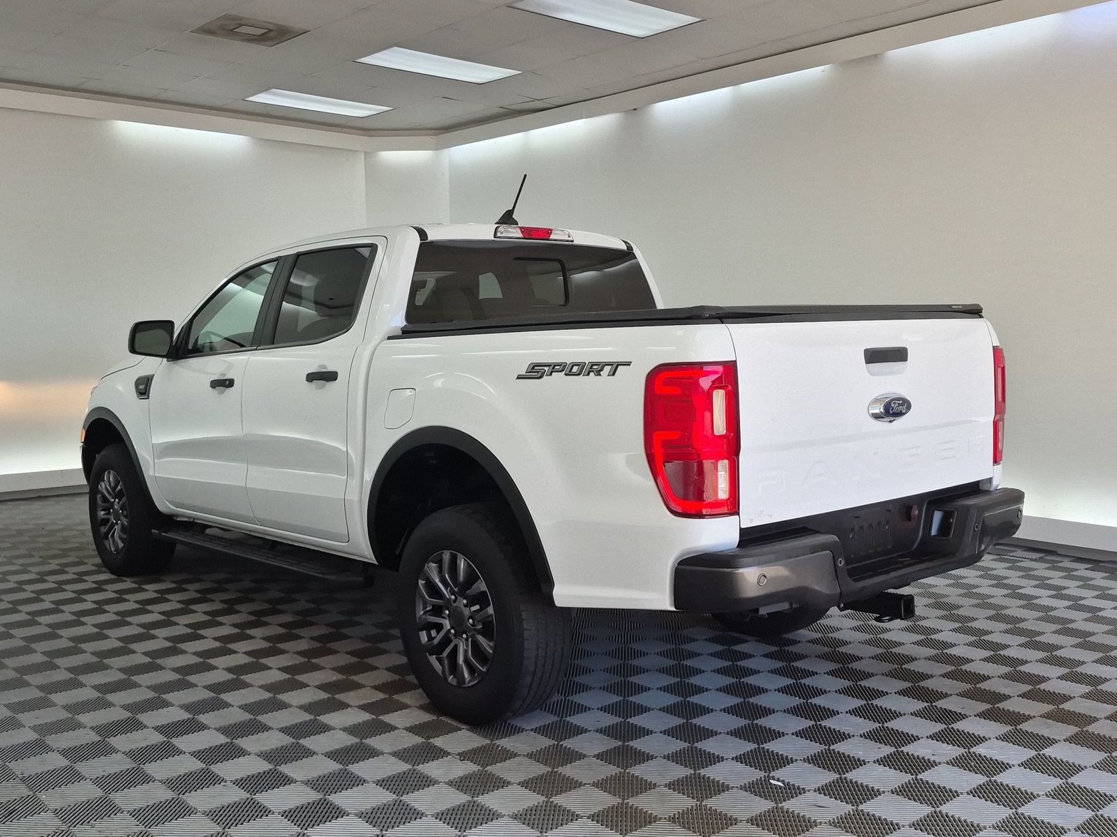 Used 2022 Ford Ranger XLT w/ Equipment Group 302A High RWD image 3