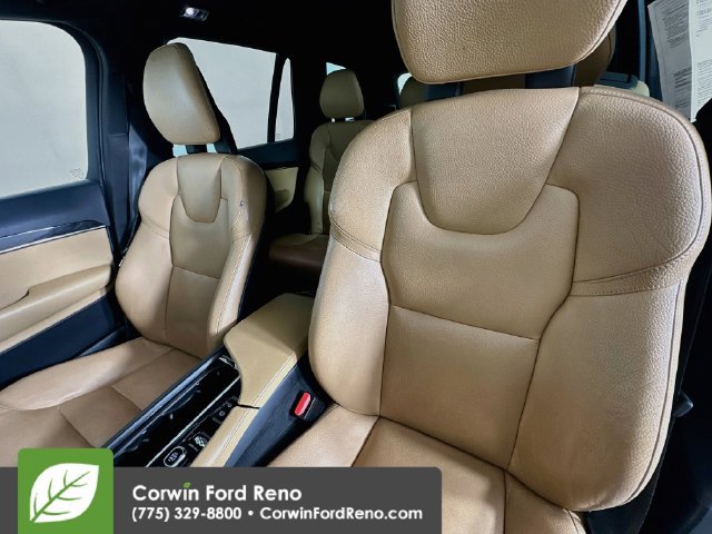 Used 2018 Volvo XC90 T6 Momentum w/ Momentum Plus Package AWD/4WD image 22