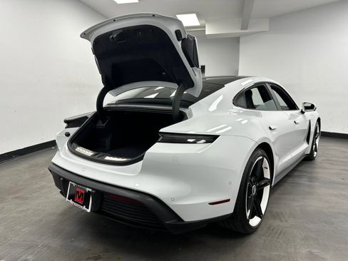 Used 2020 Porsche Taycan 4S image 65