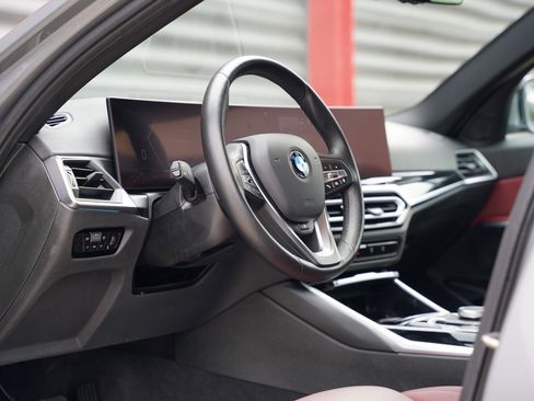 Used 2024 BMW 330i xDrive Sedan w/ Convenience Package image 3