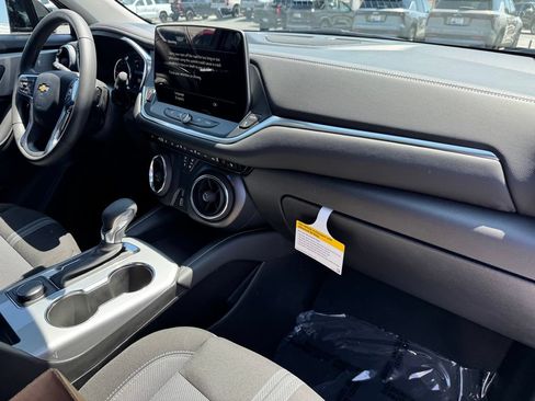 New 2026 Chevrolet Blazer LT w/ Midnight/Sport Edition FWD image 7