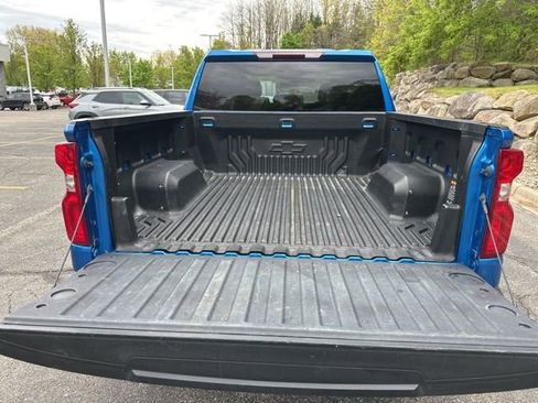 Used 2023 Chevrolet Silverado 1500 RST w/ LPO, Liner Protection Package AWD/4WD image 27