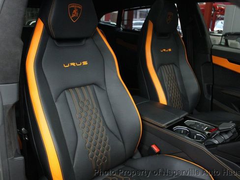 Used 2023 Lamborghini Urus S image 54