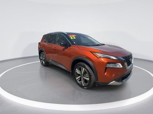 Certified 2022 Nissan Rogue Platinum w/ Head-Up Display Package AWD/4WD image 2