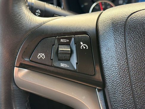 Used 2014 Chevrolet Malibu LT FWD image 18