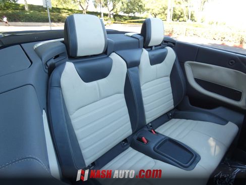 Used 2019 Land Rover Range Rover Evoque SE Dynamic AWD/4WD image 36