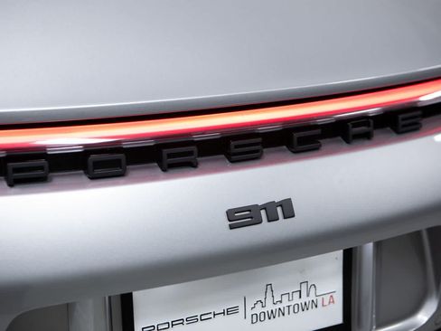 Certified 2022 Porsche 911 Targa 4 GTS AWD/4WD image 19