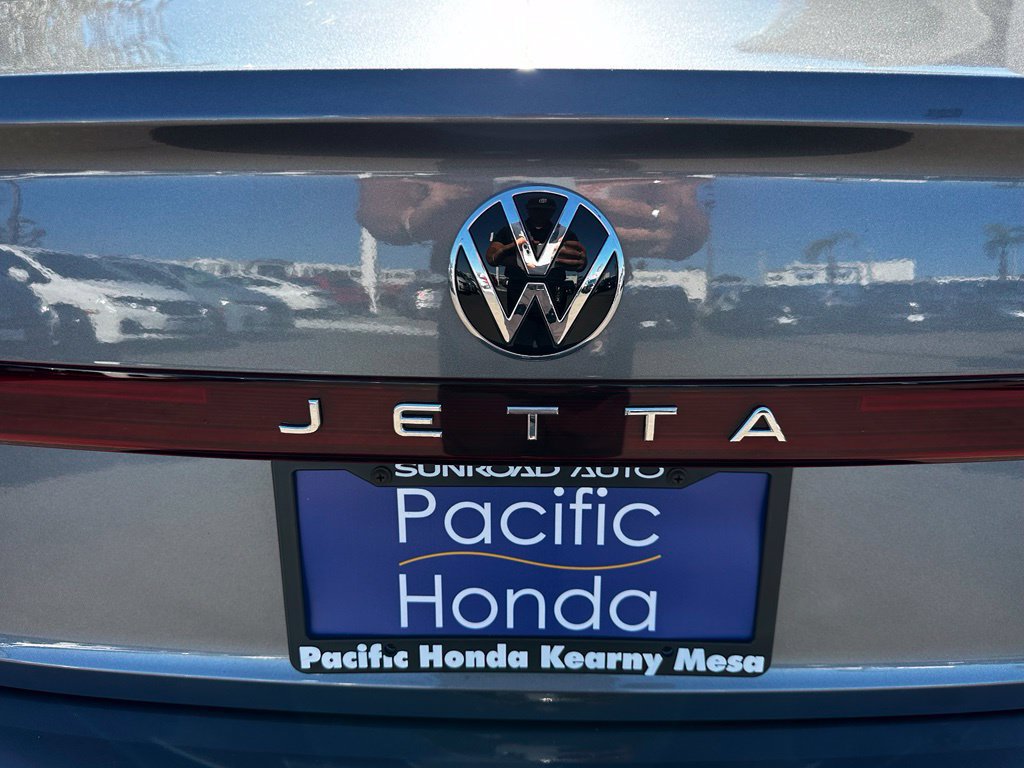 Used 2025 Volkswagen Jetta S FWD image 7